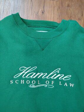 NWT Hamline School Of Law Crewneck Sweatshirt
